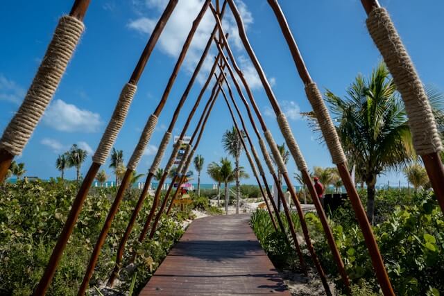 zona de costa mujeres cancun